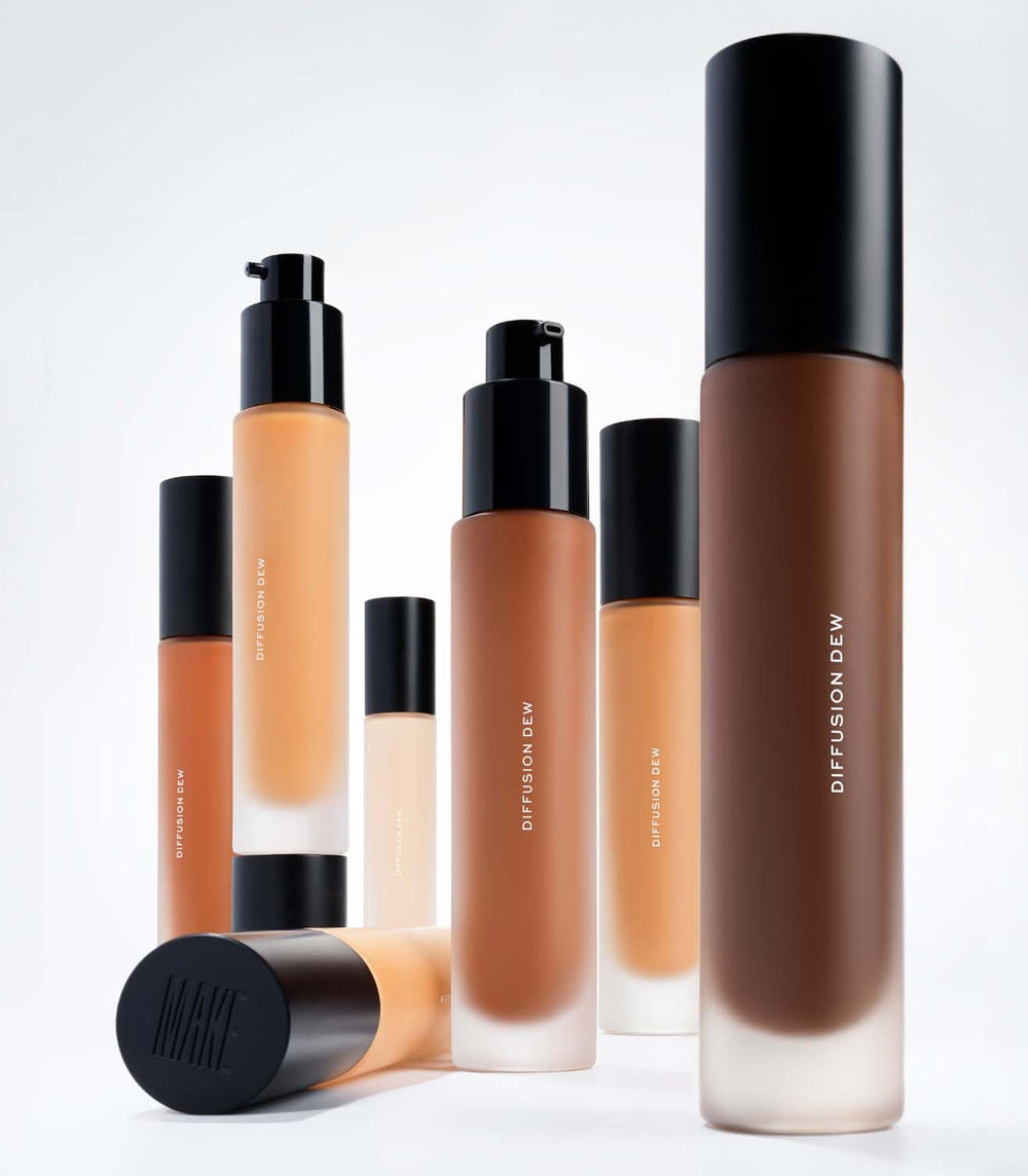 MAKE Beauty Skin Tint tono Beige 03 ofrece cobertura suave para piel natural.