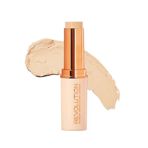 Maquillaje Revolution Fast Base Stick – cobertura mate para un acabado natural y duradero.