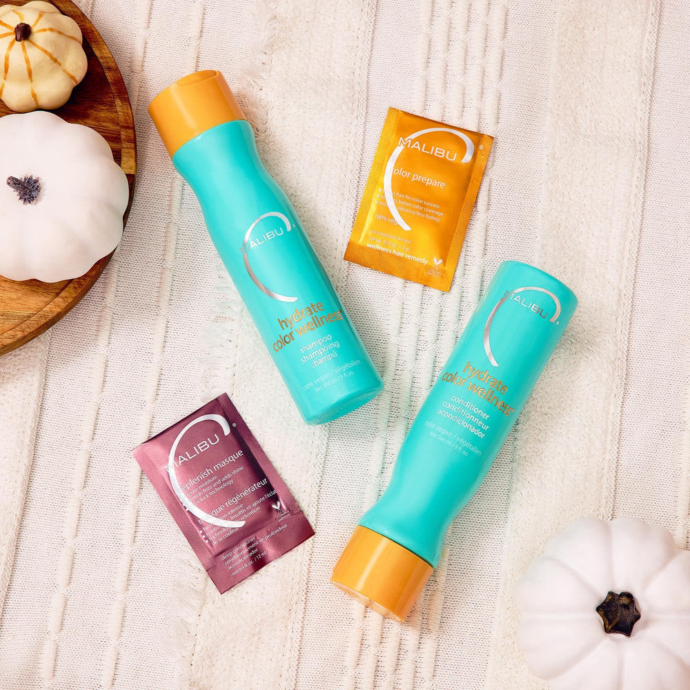 Frasco de Malibu C Replenish compacto, ideal para uso diario o de viaje.