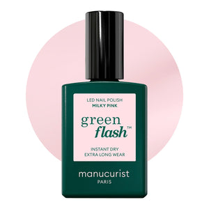 Manucurist Green Flash Milky Pink: base suave para una aplicación suave y cobertura uniforme.