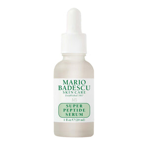 Mario Badescu suero de péptidos en frasco para hidratación suave.