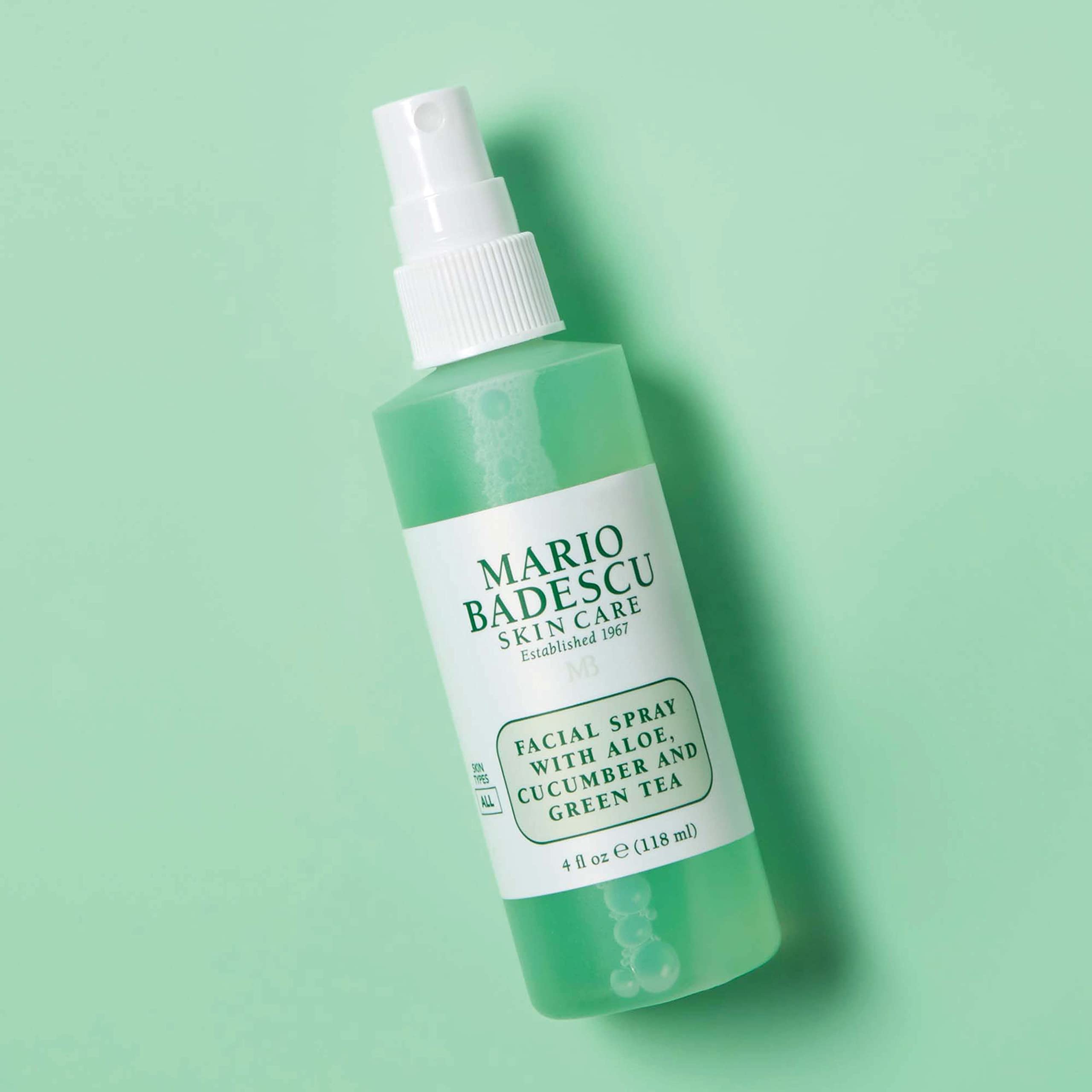 Mario Badescu spray facial refrigerado para efecto ultracongelante.