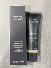 Muestra tono marfil N160 de Mary Kay TimeWise para igualar el tono de piel.