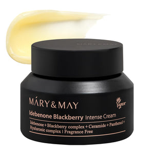 Mary&May Idebenone Blackberry Cream, textura dorada que se funde para piel suave y luminosa.