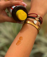 Resultado de bronceado intenso y duradero con Maui Island Secret.