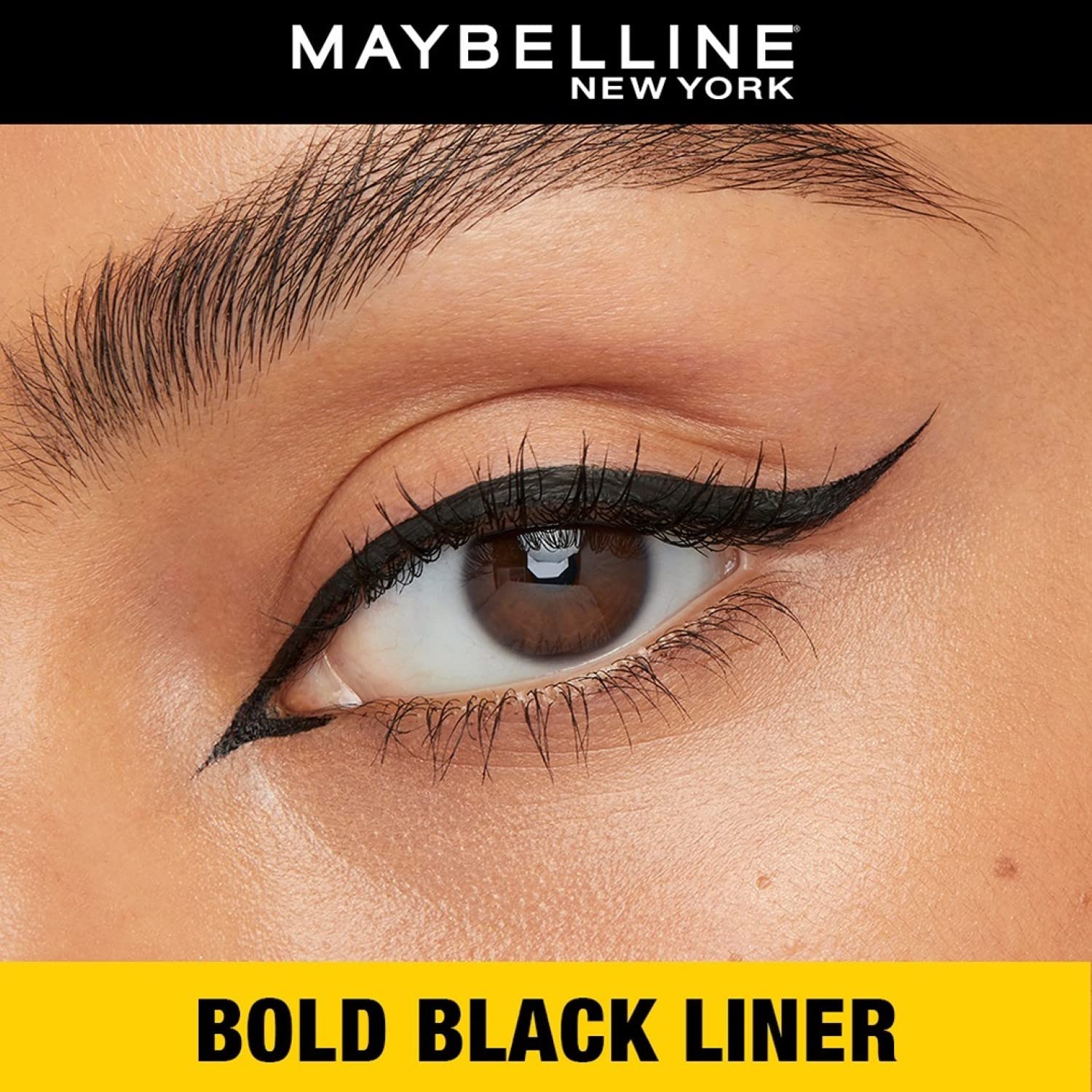 Punta de precisión del delineador Maybelline para trazos limpios.