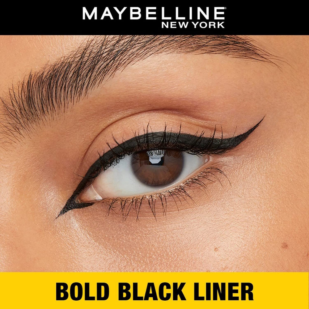 Punta de precisión del delineador Maybelline para trazos limpios.