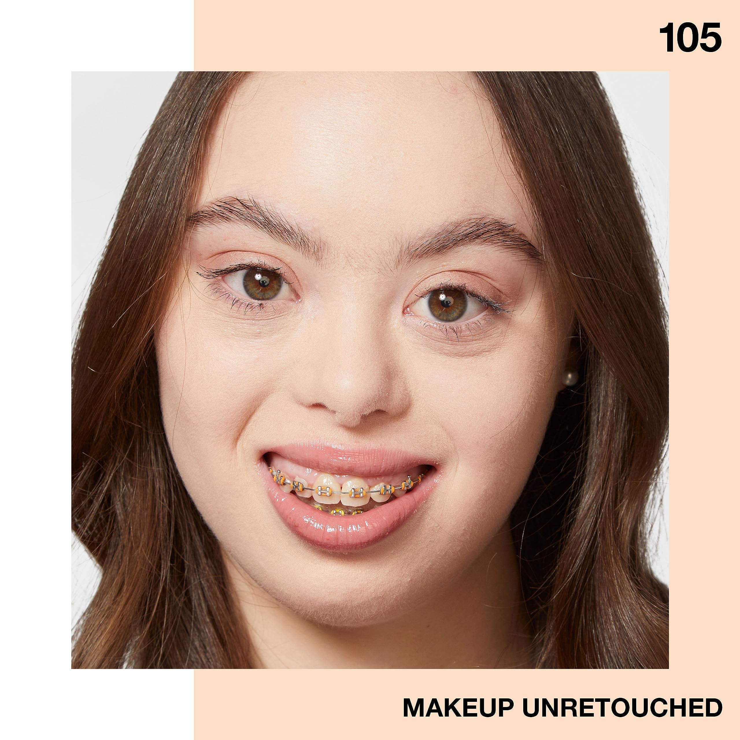 Maybelline Fit Me Matte + Poreless, textura-mate controla brillos para un look compacto.