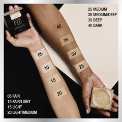 MAYBELLINE Fit Me tono claro-mediano para pieles claras a medianas