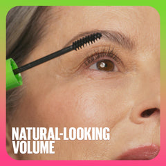MAYBELLINE máscara de pestañas, detalle de pestañas con volumen y definición.