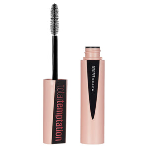 MAYBELLINE Total Temptation Mascara, aplicación suave para pestañas definidas.