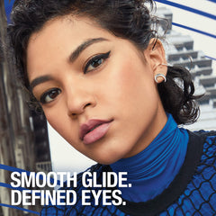 Delineador azul Sapphire resistente a las manchas para un look duradero.