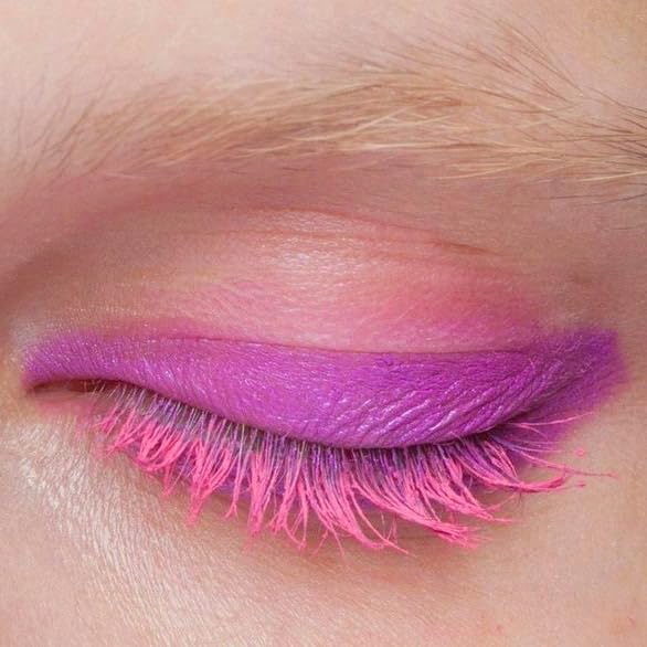Maydear Máscara Rosa, fórmula a prueba de manchas para todo el día.
