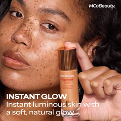 MCoBeauty Flawless Glow con aplicador punta-bola para aplicación precisa.