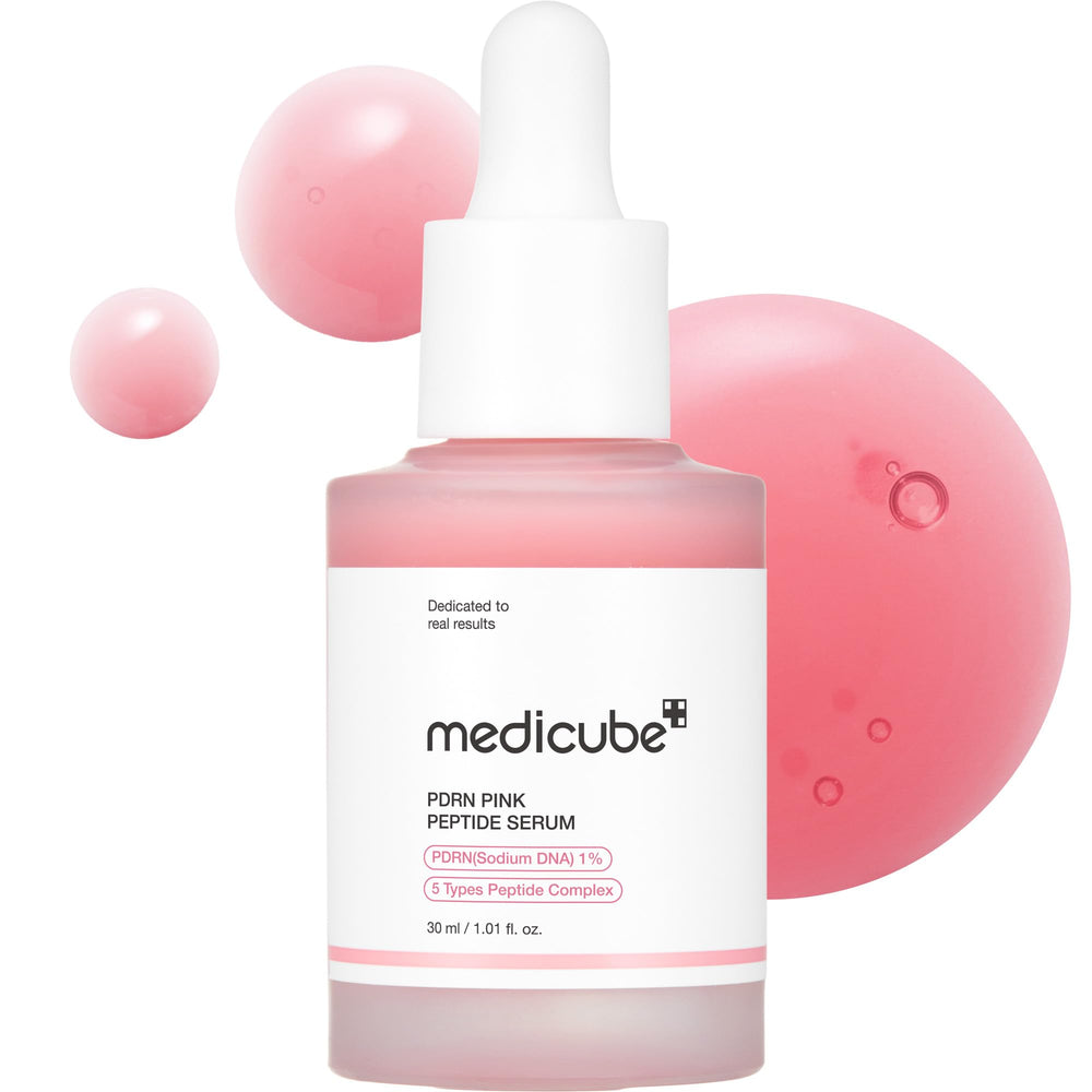 Medicube PDRN en botella rosa para hidratación profunda.