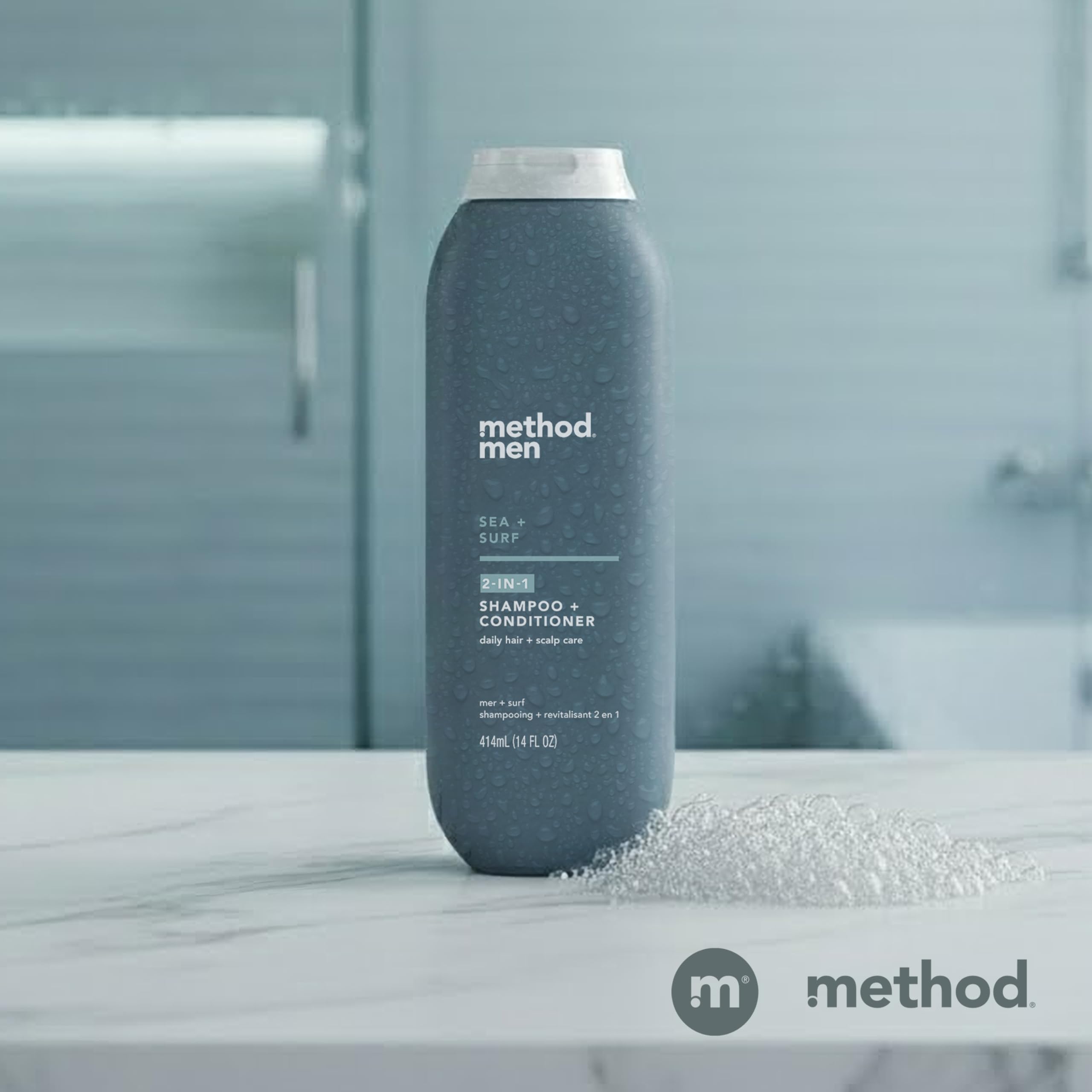 Method Hombres 2 en 1, frescura de la ducha gracias al mentol en la etiqueta.