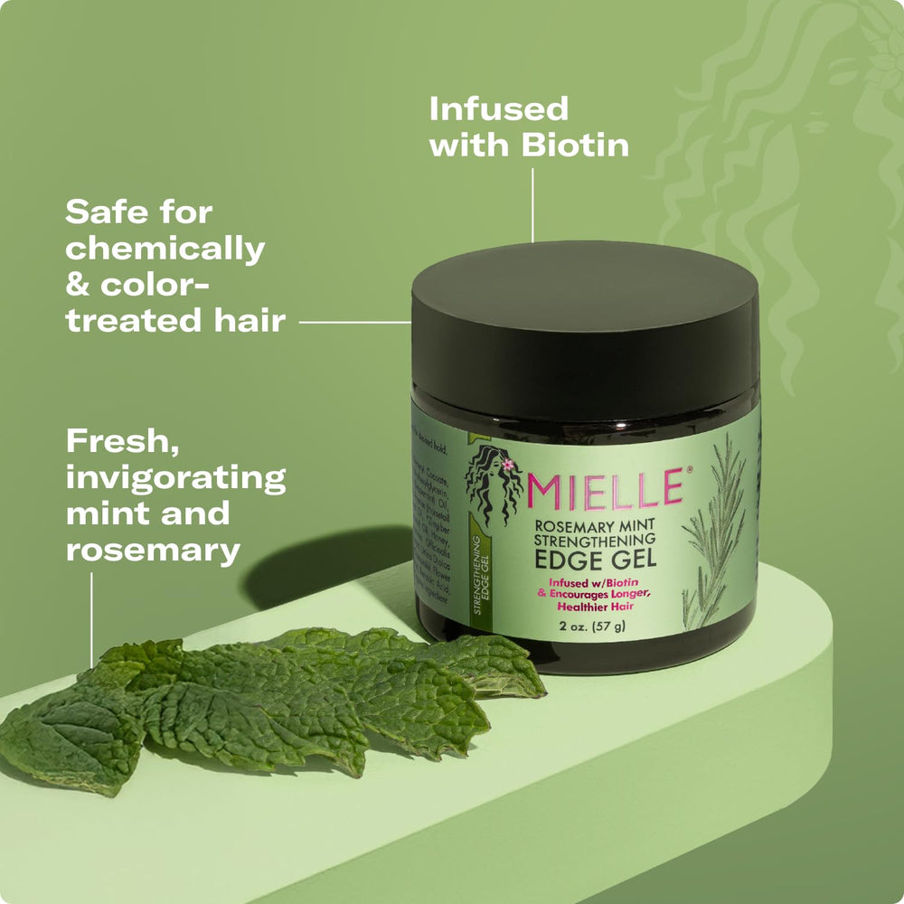 Brillo suave al peinar con Mielle Organics.