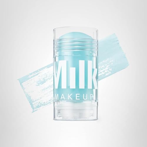 Milk Makeup gel-stick con cafeína y agua de mar: sensación calmante y revitalizante.