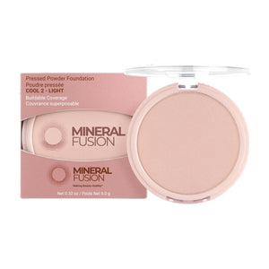 Mineral Fusion polvo compacto base mate para piel clara con efecto suavizante