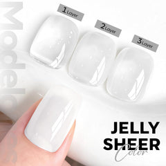 Modelones esmalte gel blanco lechoso en aplicación suave para uñas lisas