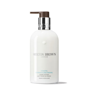 Molton Brown Loción de manos Cypress Costero, botella lista para hidratar y perfumar las manos