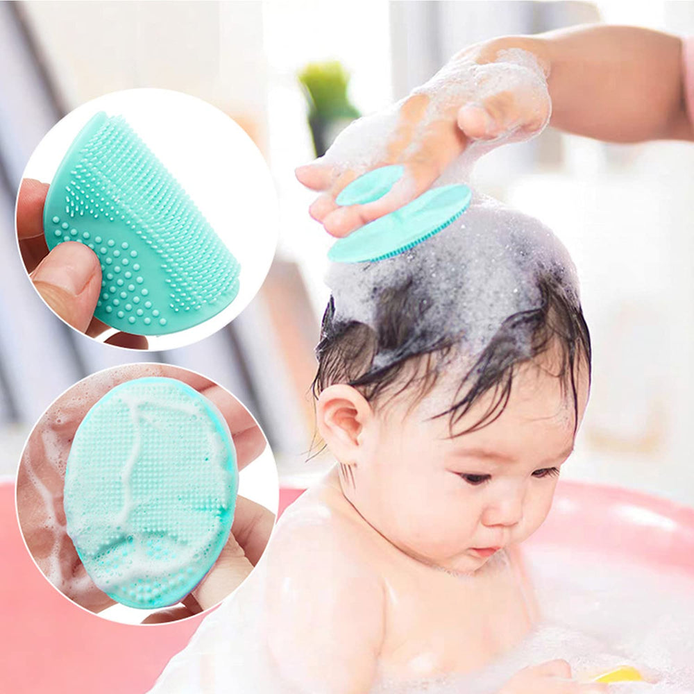 MR LION cepillo para baño de bebé en silicona, limpia con delicadeza y buen agarre.