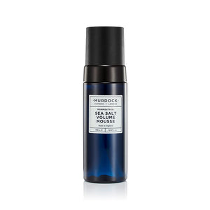 Murdock London Mousse de Sal Marina con volumen natural para cabello fino.