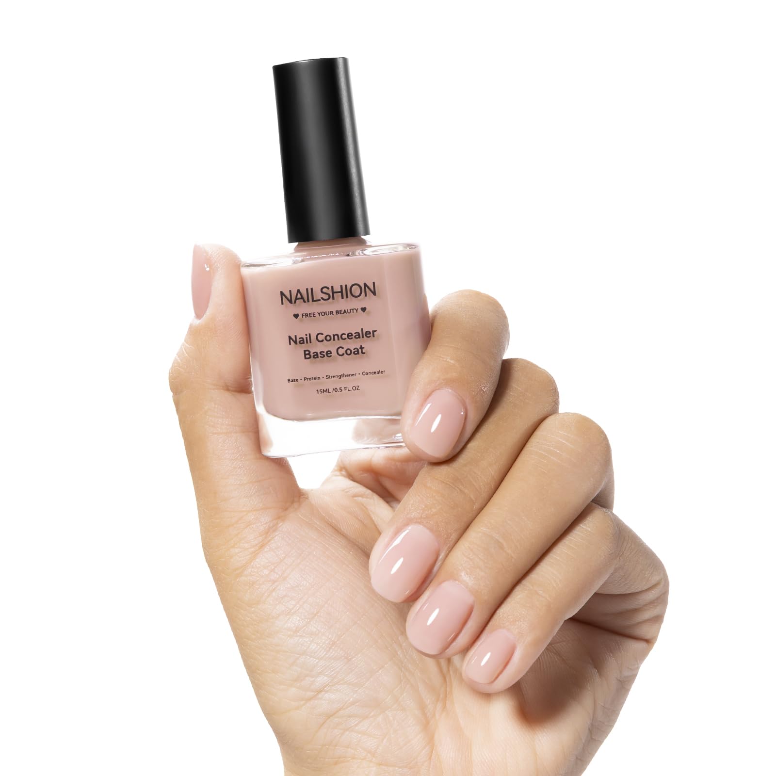 Nailshion base iluminadora en botella para un brillo natural y cobertura suave.