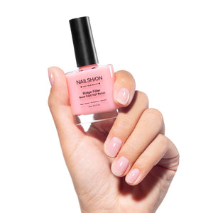 Nailshion Ridge Filler Base Coat rellena estrías para una base lisa y lista para color