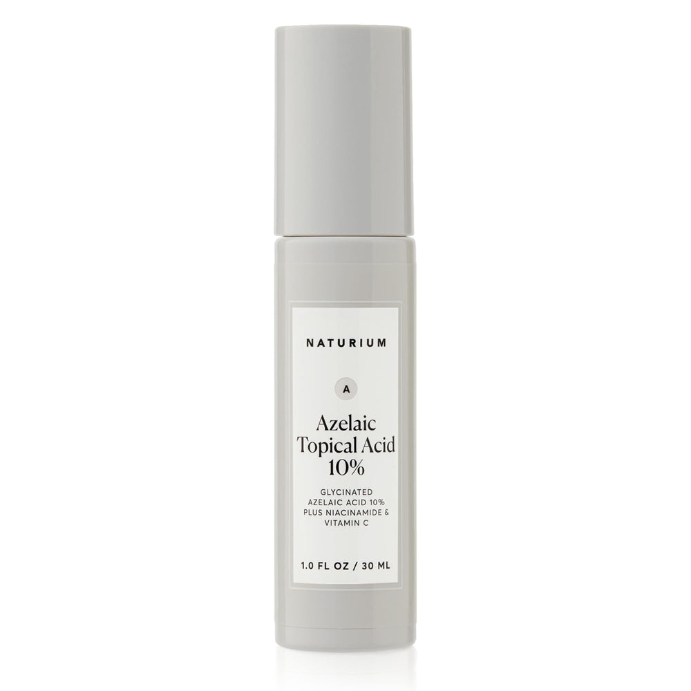 Naturium Azelaico 10% frasco en superficie limpia para tono uniforme