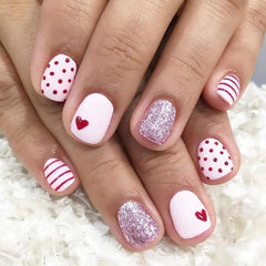 NEWSPIED uñas falsas corta cuadradas con corazón rosado y brillo para ocasiones