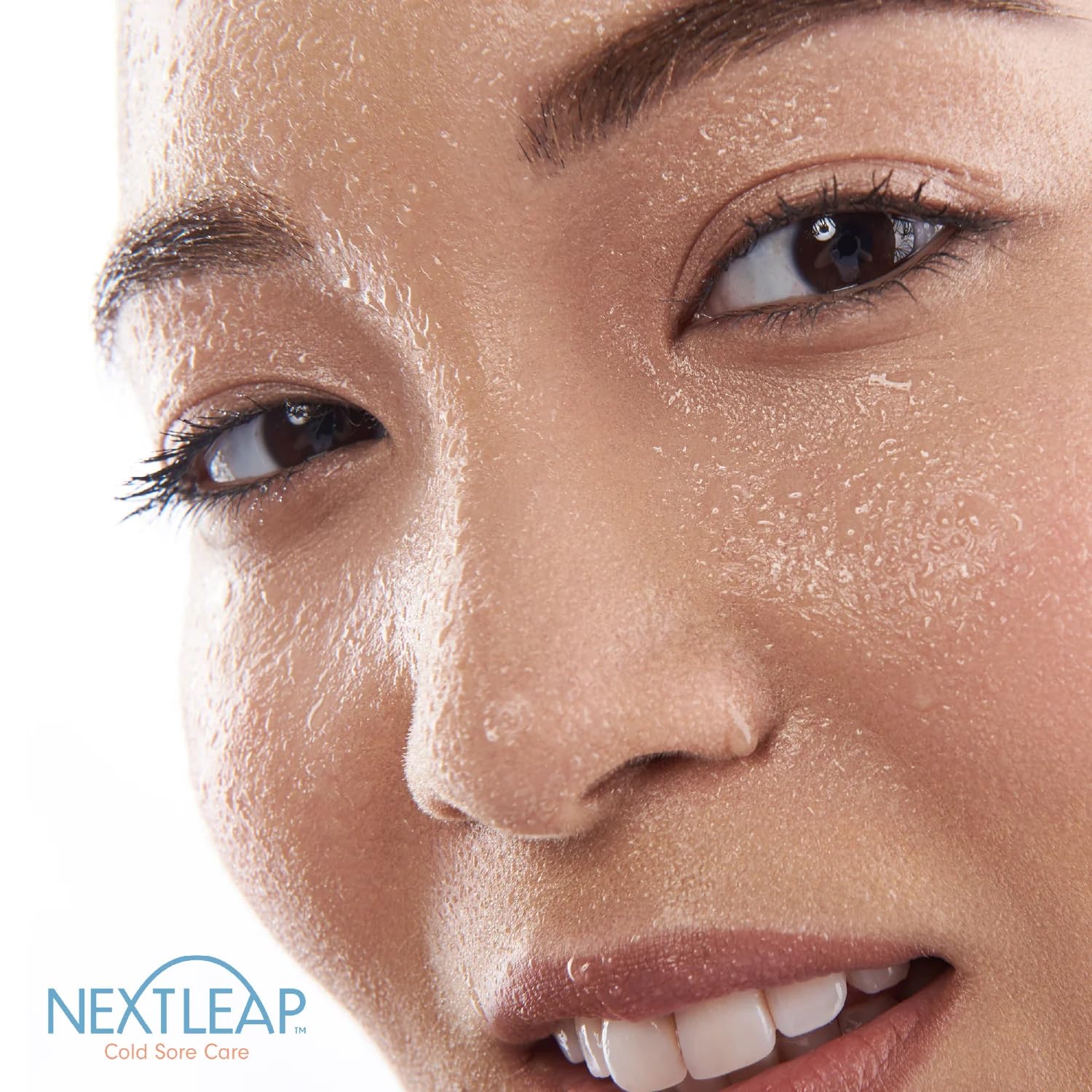 Next Leap Serum envase en tubo, dosis precisa y práctico.