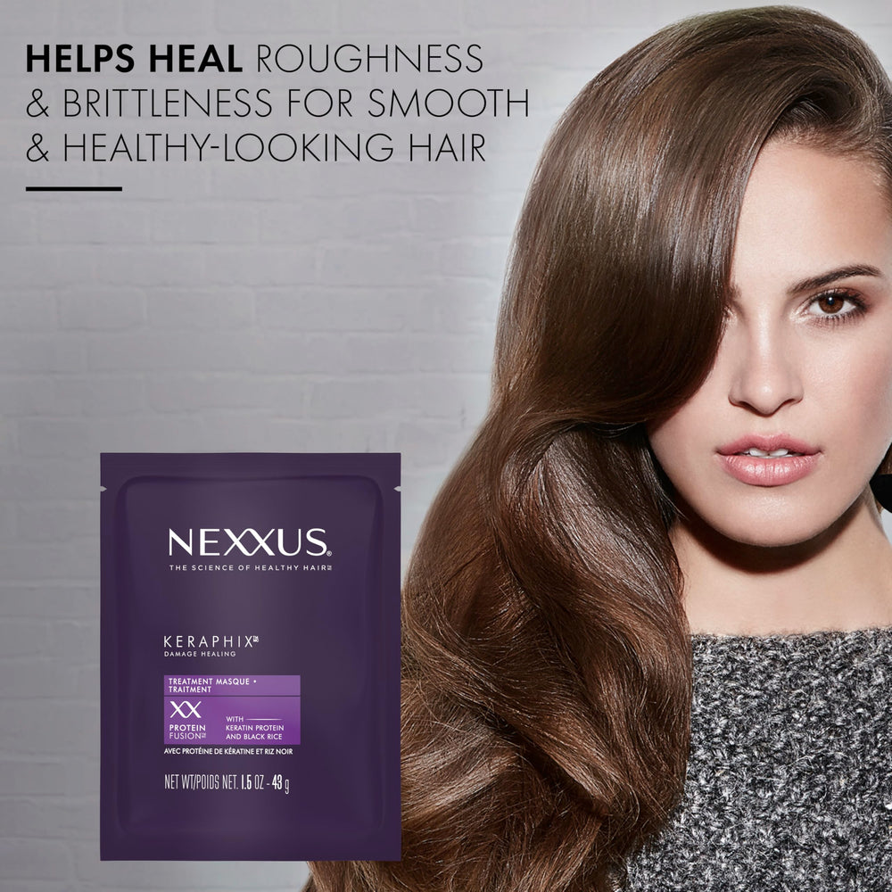Nexxus Keraphix Mascarilla con aroma suave durante la aplicación.