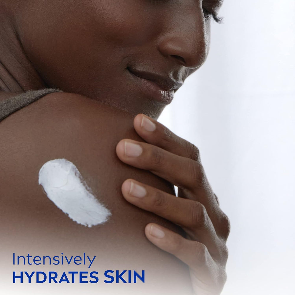 NIVEA crema piel 30 ml, lata abierta, textura suave para manos y rostro