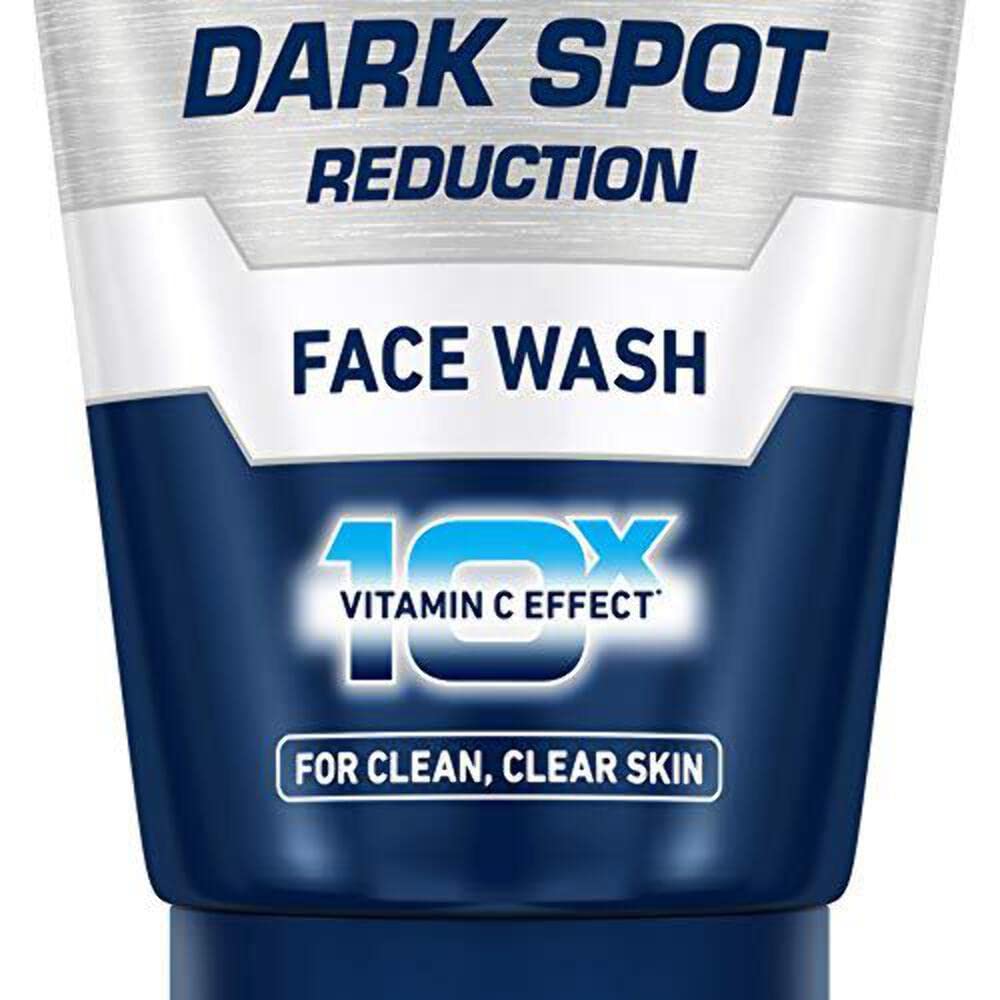 Espuma suave de NIVEA Men Dark Spot Wash al enjuagar
