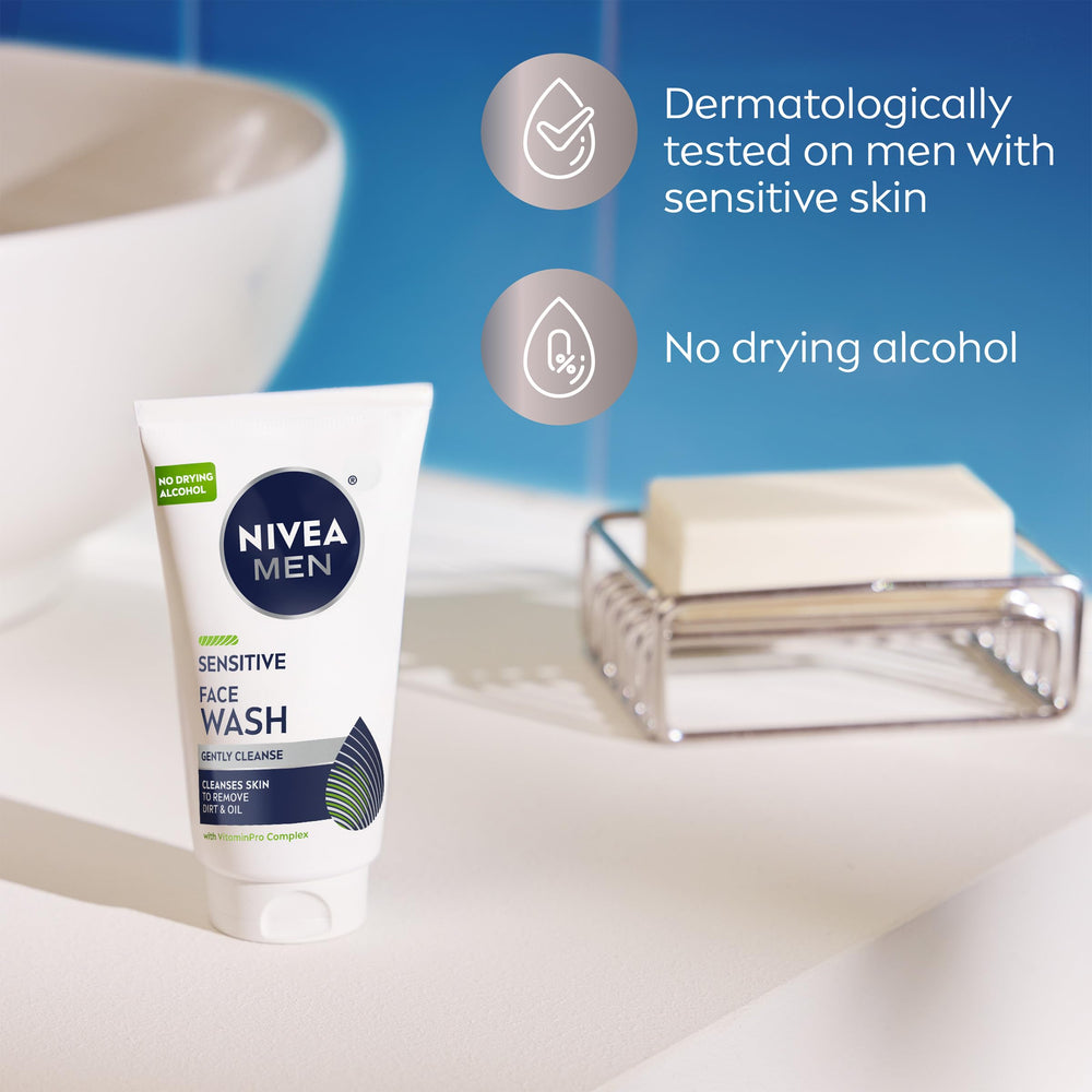 Fórmula sin alcohol de NIVEA MEN cuida piel sensible.