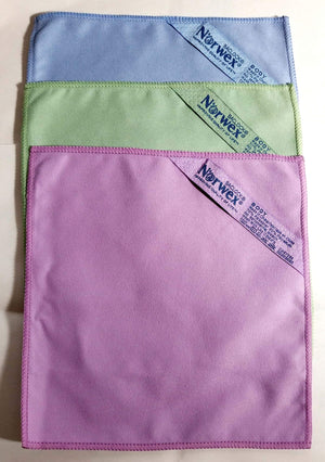 Conjunto Norwex de paños de gamuza para desmaquillar con agua, suaves y sin jabones.