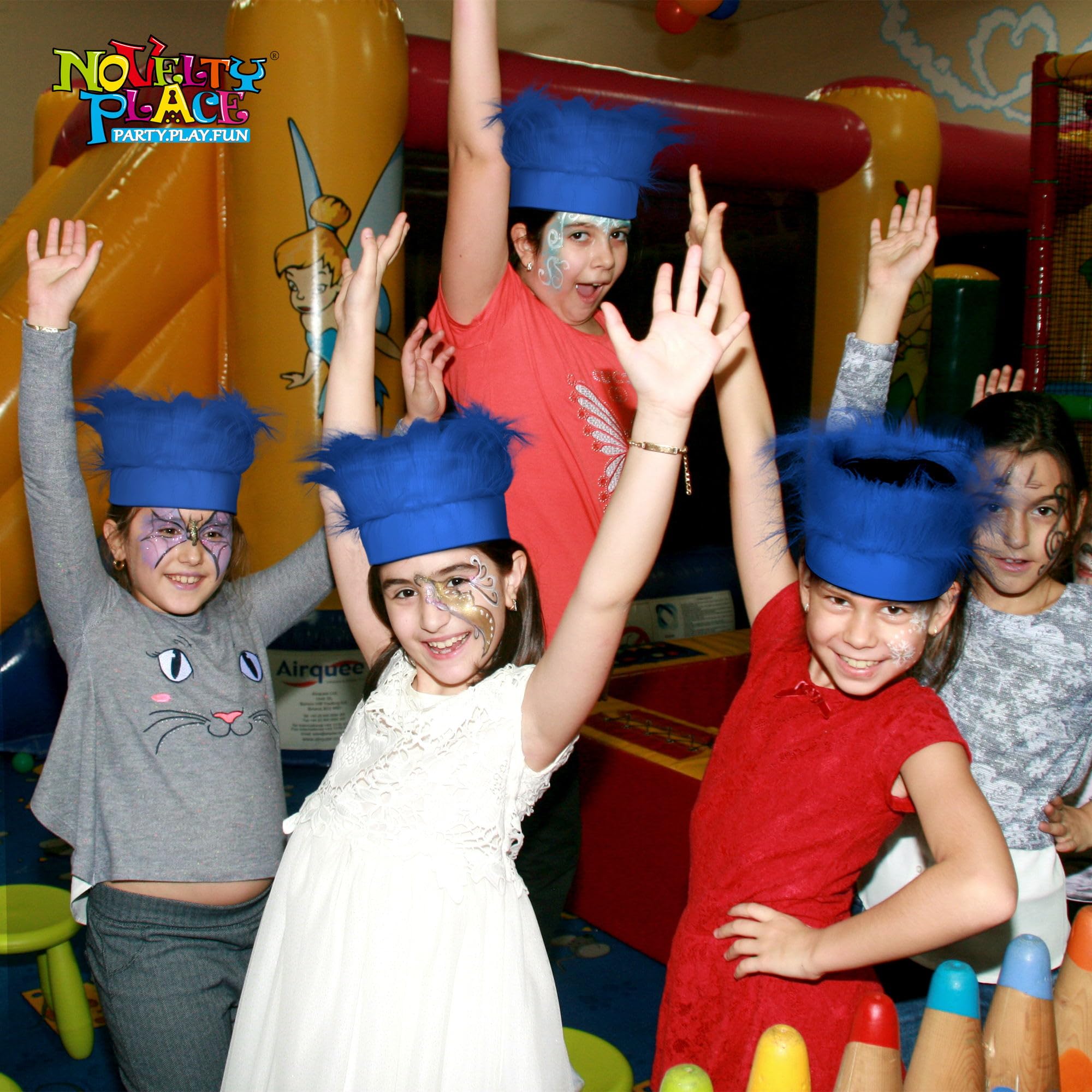 Novelty Place diadema azul peluda, ideal para Halloween y fiestas deportivas.