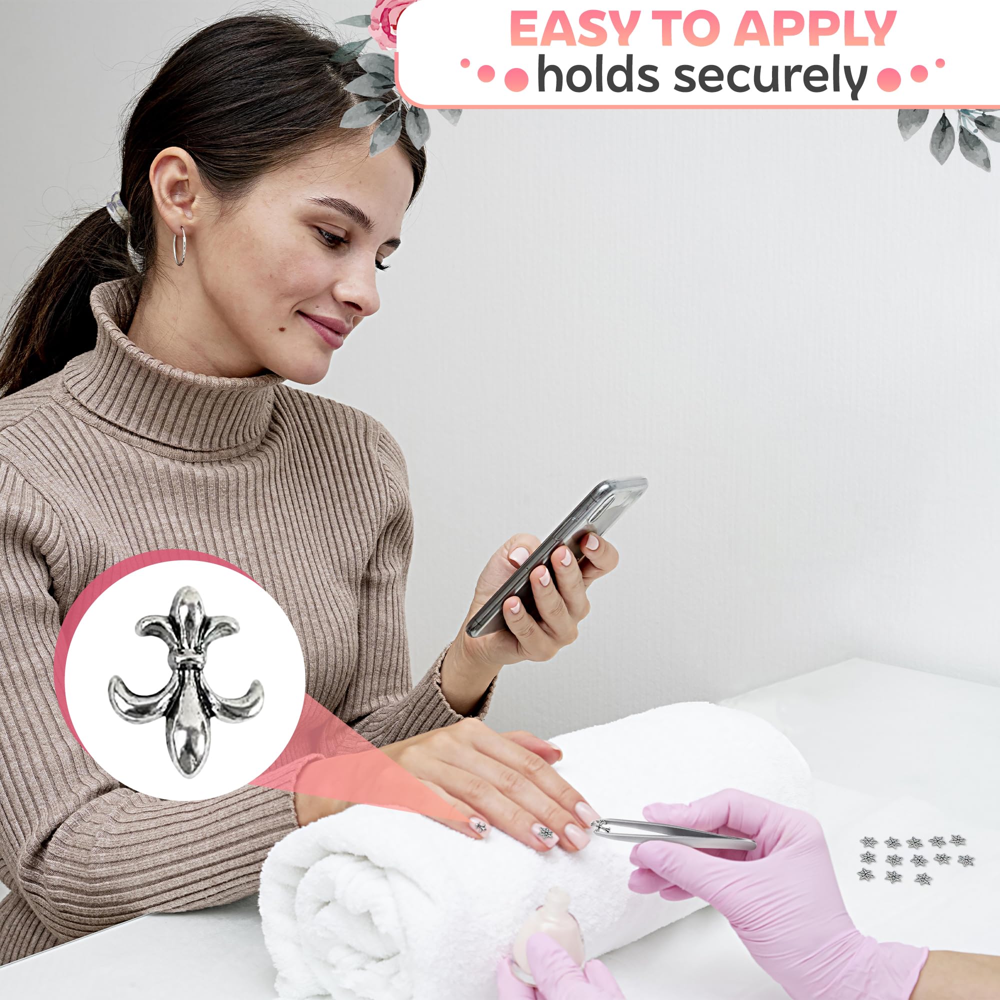 Accesorios de cruz gótica Novsix, ideal para looks atrevidos.