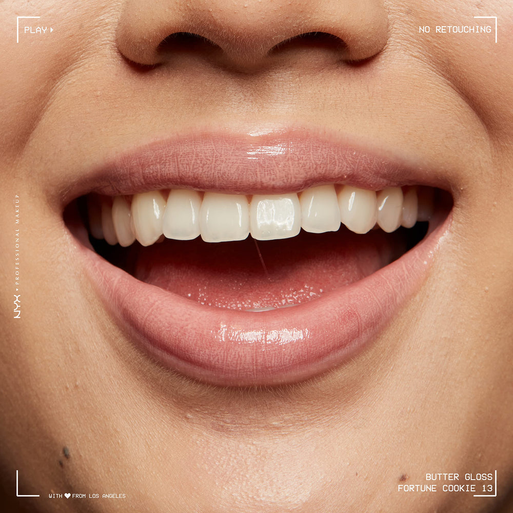 Sensación cremosa de NYX Butter Gloss en labios para uso diario cómodo