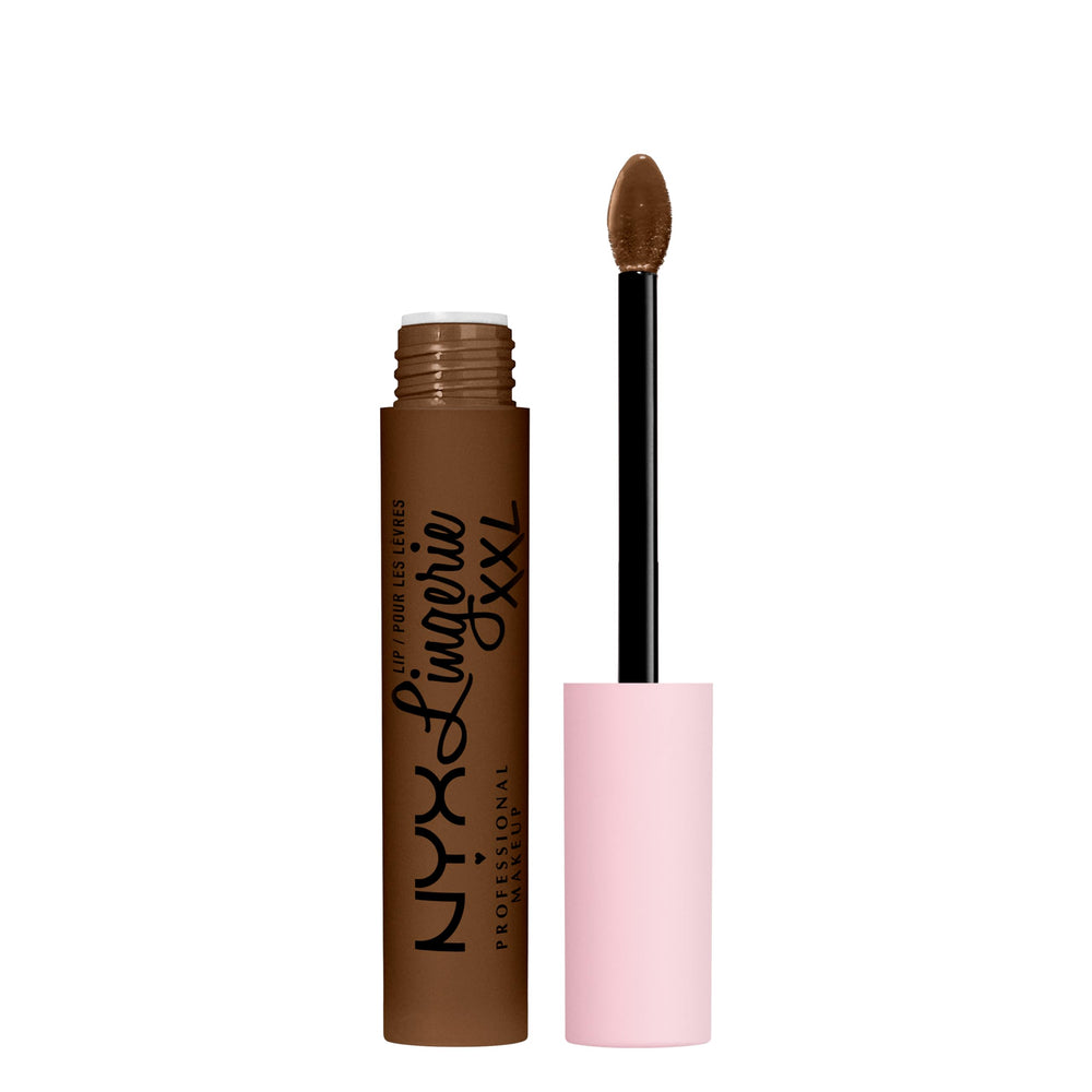 NYX Lip Lingerie XXL tono Goin Desnuda, acabado mate para labios definidos.