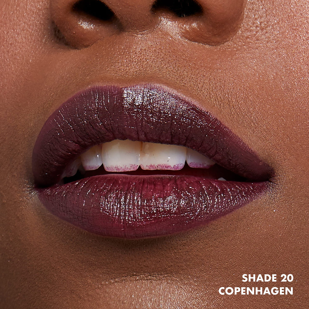 NYX Copenhagen Lip Cream centra labios para un tono sutil.