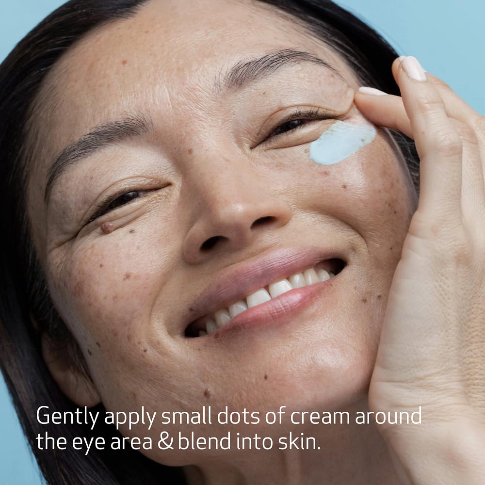 Obagi ELASTIderm Crema de Ojos, rutina de mañana con aplicación rápida.