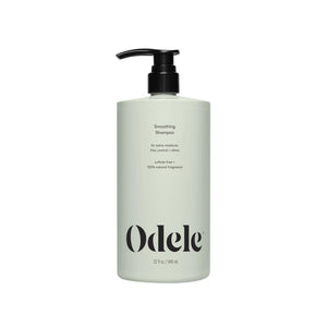 Odele Champú Suavizante, botella vertiendo, hidratación profunda para el cabello