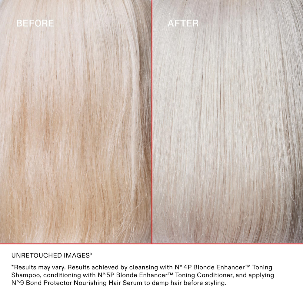 Espuma densa del champú violeta Olaplex 4P cubre cada hebra para mejor manejo.