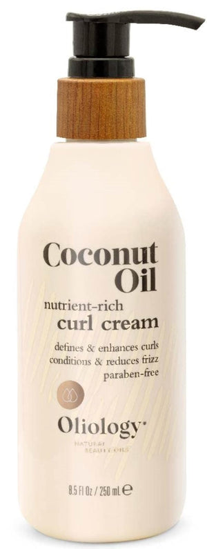 Oliology Crema de Coco para Rizos Definidos, define rizos con volumen ligero y suavidad.