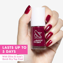 Esmalte Olive & June secado rápido con brocha ancha facilita aplicación suave.