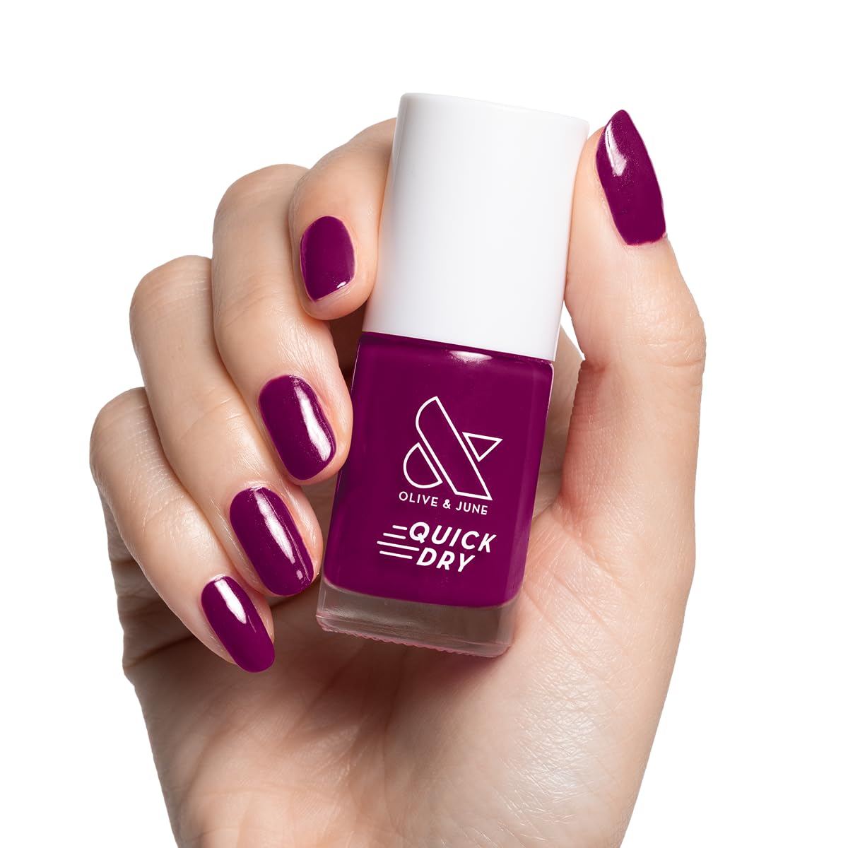 Esmalte Olive & June Mulberry Maroon en botella, tono intenso para ocasiones elegantes.