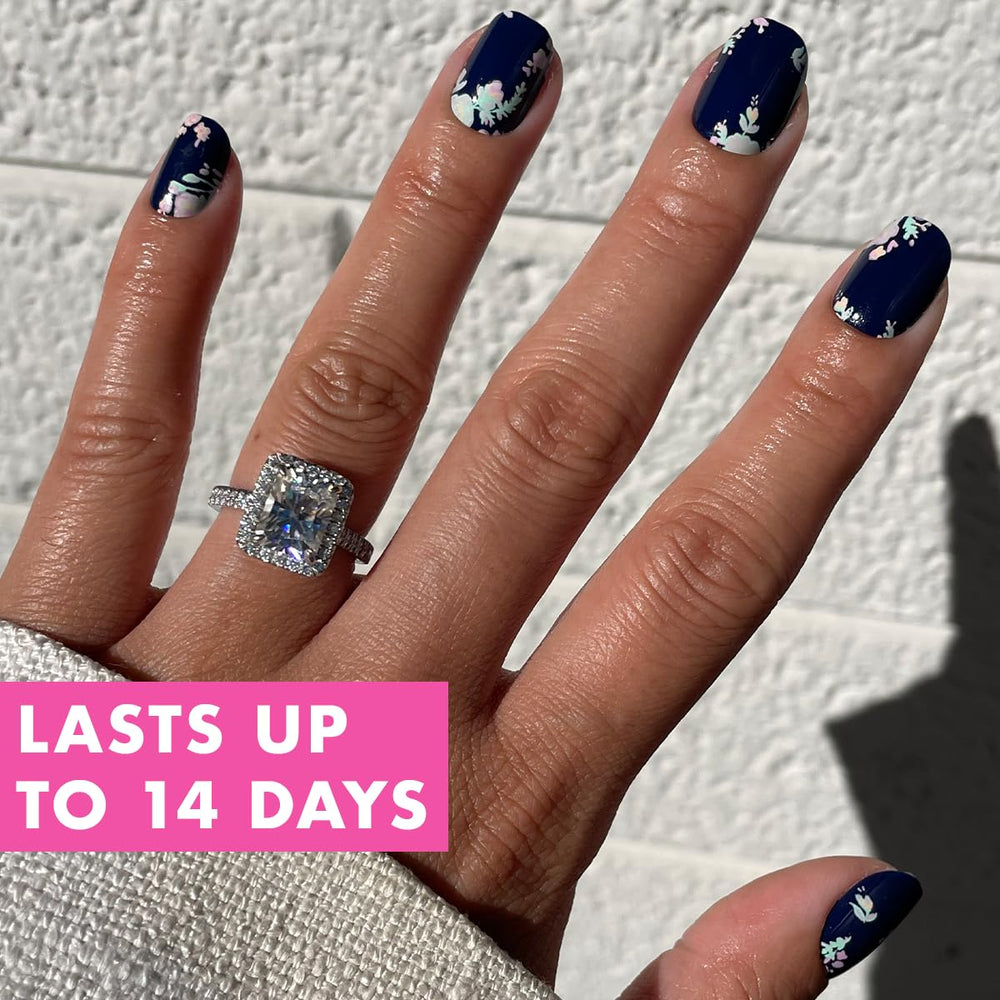 Olive & June Instant Mani, aplicación rápida y resultado profesional.