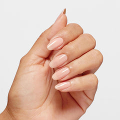 OPI Brillo Infinito, tono rosado suave ideal para look discreto.